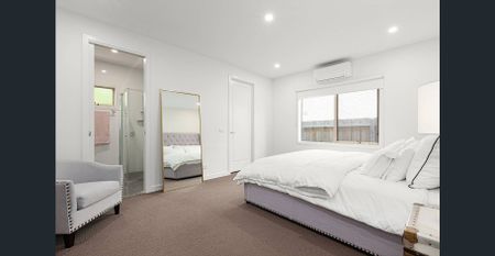 Modern House with Fireplace & Seperate Study - Photo 5