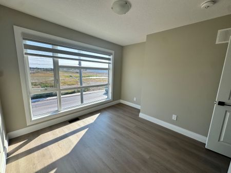 For Lease - 17 Keystone Trail Unit# Unit 4, Welland, Ontario - Photo 4