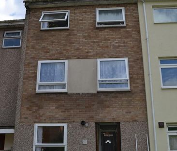 4 bedroom terraced house to rent - Photo 5