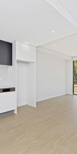 DESIGNER 1 BEDROOM APARTMENT - Photo 3