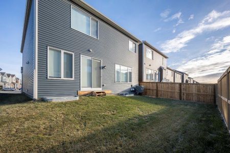 144 Carrington Close Nw - Photo 4