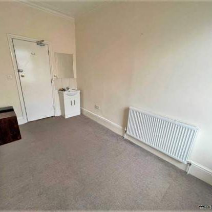 1 bedroom property to rent in Exmouth - Photo 1