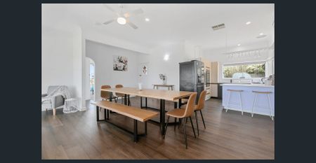 PEACEFUL COASTAL LIVING - Photo 4