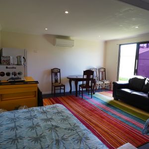 Willagee - Photo 3