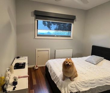 Altona North - Photo 3