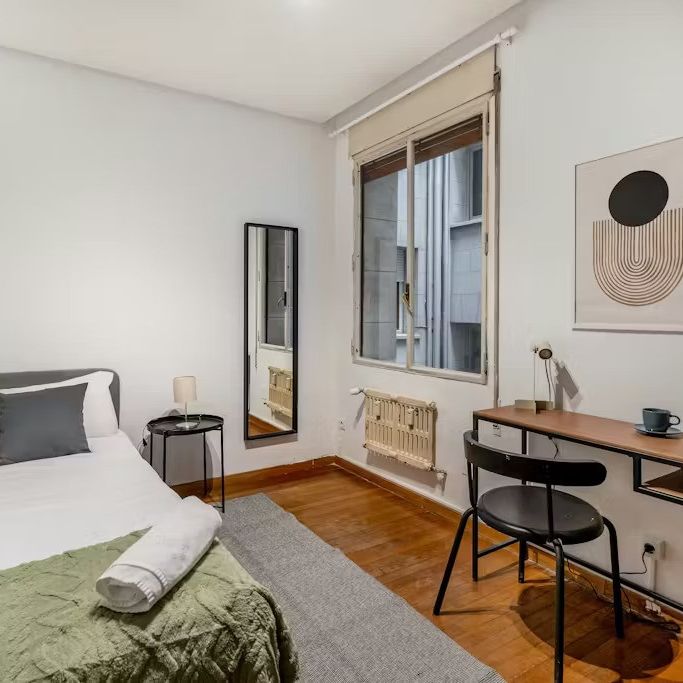 Plaza Argüelles, Madrid, Community of Madrid 28008 - Photo 1