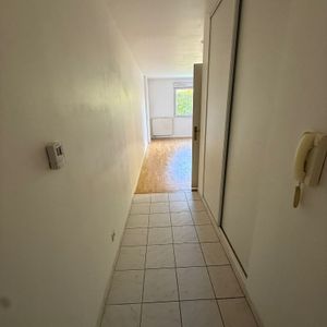 Appartement T1 Élancourt à louer - Photo 2