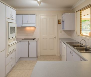 Immaculate three-bedroom family home in Lighthouse - Photo 5