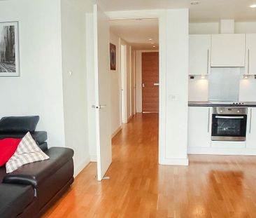 NV Building, 98 The Quays, Salford Quays, M50 - Photo 2