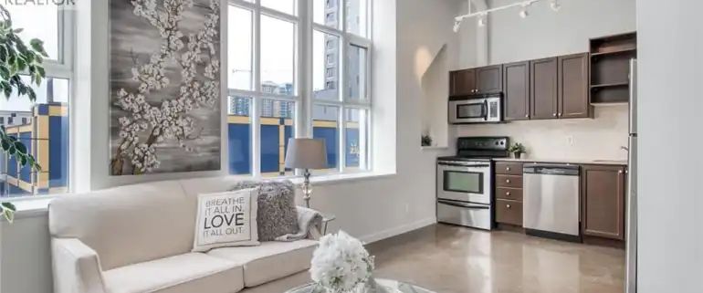 404 KING Street W Unit# 212 | 404 KING Street W Unit# 212, Kitchener - Photo 1