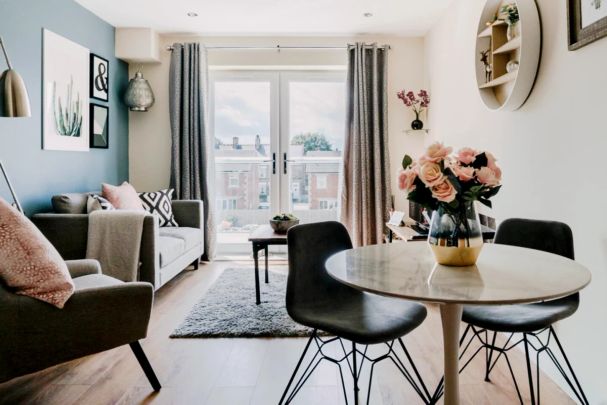 2 Bedroom, 1 Bathroom - Photo 1
