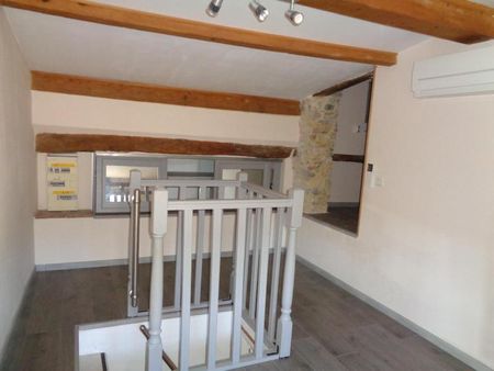 Location Appartement 2 pièces 47m² DRAGUIGNAN 83300 - Photo 5