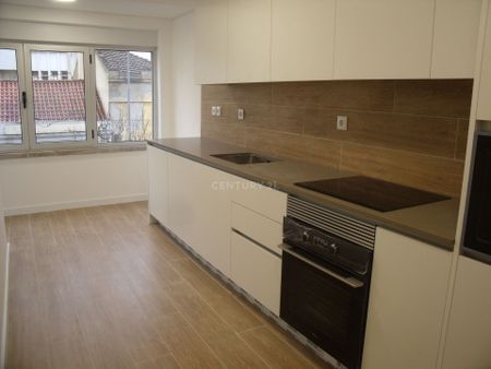 RESERVADO. Apartamento T2 para arrendar na Torre da Marinha, Seixal - Photo 5