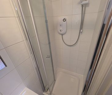 Room in a Shared Flat, Woodville Road, CR7 - Photo 4