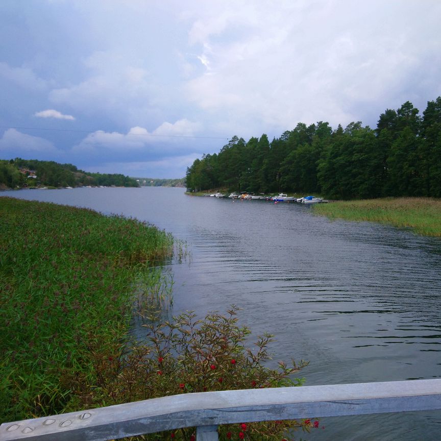 Tranarövägen, Ingarö - Photo 1