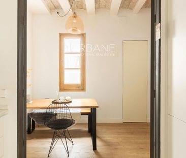 Amplio piso de 2 habitaciones en el corazón del Gótico, a pasos de ... - Photo 2