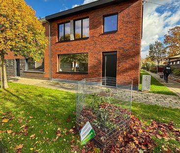 Volledig vernieuwde instapklare woning in rustige omgeving | Anjeli... - Photo 1