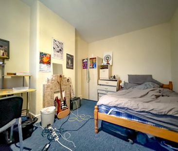 5 bedroom terraced house to rent - Photo 5