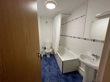 2 bedroom apartment to rent - Photo 5