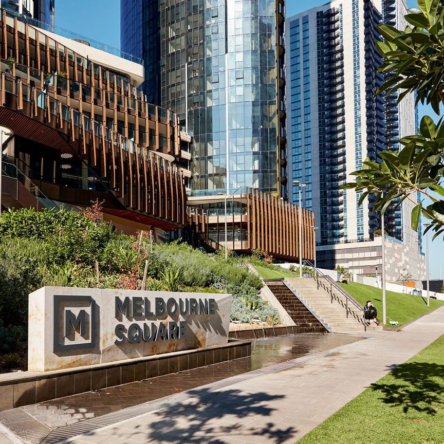 Melbourne Square Ocean View 3 Bedrooms Apartment for Lease - Photo 1