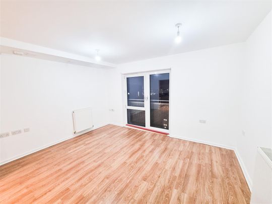 London Road, Croydon - Photo 1