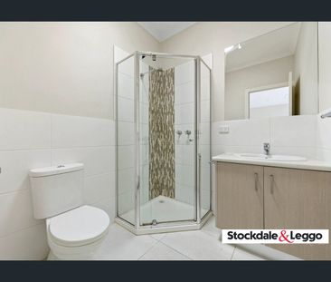 Perfect Two Bedroom Home in Ideal Location - Photo 5