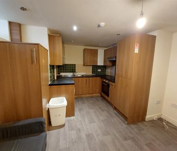 Crwys Road, Cardiff - Photo 6