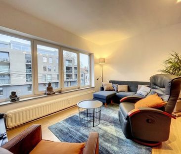 Appartement te huur - Photo 1