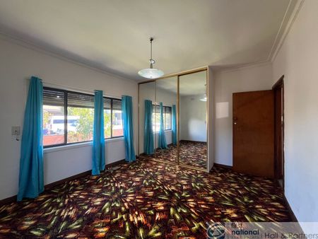 PERFECT LOCATION - Photo 3