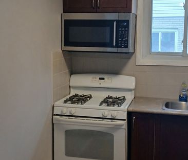 For Lease - 4492 DORCHESTER Road Unit# Main Floor, Niagara Falls, O... - Photo 5