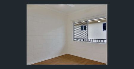 Two Bedroom Apartment Situated In A Great Location - Photo 4