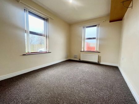 18 Aylesbury Court - Photo 3