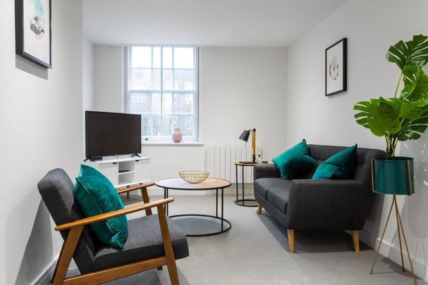 Salusbury Road - Photo 1