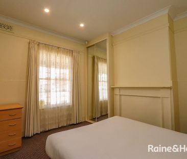 Fully Furnished 3 bedroom Semi located in CBD. Available 23.12.2025 - Photo 3