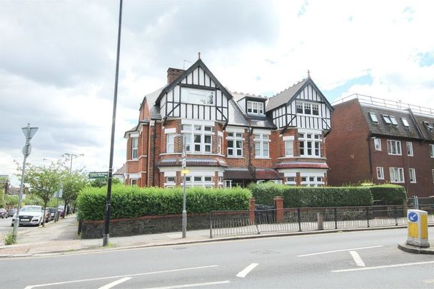 Muswell Hill Road, London, N10 3JE - Photo 1