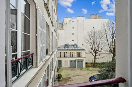 Location Appartement Paris 6 4 Pièces 118 m² - Photo 3