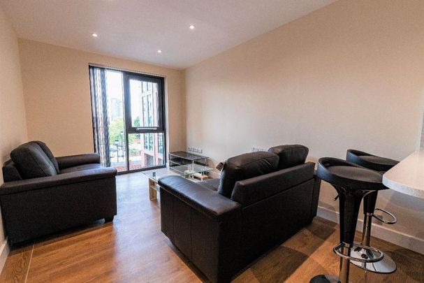 2 bedroom flat to rent - Photo 1