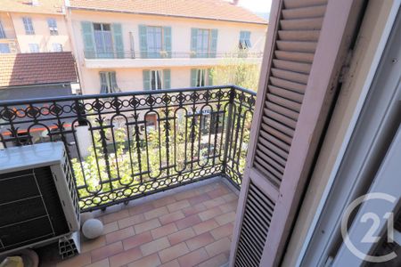 Location Appartement 2 pièces 48m² NICE 06000 - Photo 5