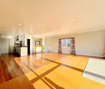 Spacious Home with Sunny Deck & Lawn Included - Photo 1