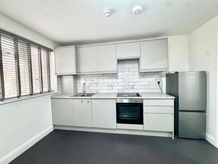 Old Ruislip Road, Northolt, UB5 6QQ - Photo 3