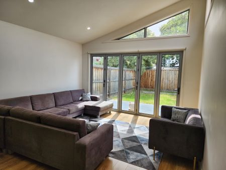 Laverton - Photo 3