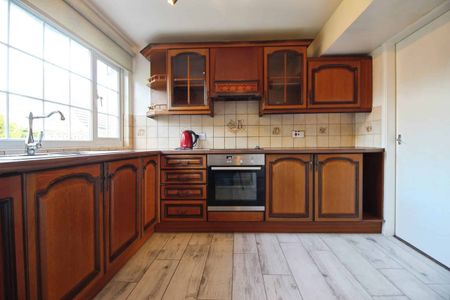 Pittsfield, Cricklade, Swindon, Swindon, SN6 - Photo 3