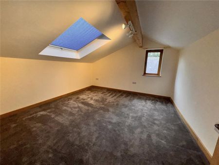 3 bedroom detached house to rent - Photo 4