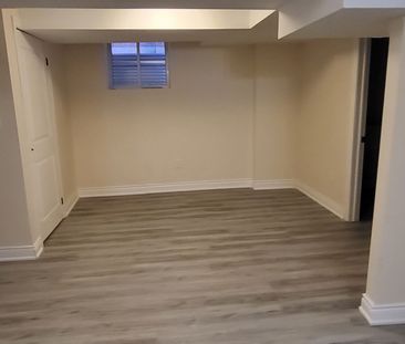 For Lease - 3682 Indigo Crescent Unit# Basement, Mississauga, Ontario - Photo 5
