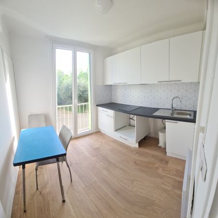 Location Appartement 1 pièce 30m² - Photo 3