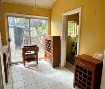 Furnished 2 Bedroom Home - Photo 2