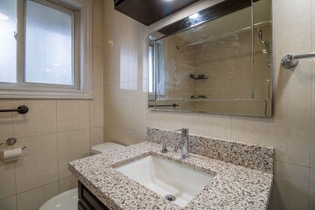 For Lease - 57 Chancellor Drive Unit# Upper, Toronto, Ontario - Photo 4