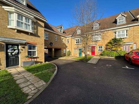 Morton Close, Uxbridge, UB8 - Photo 5