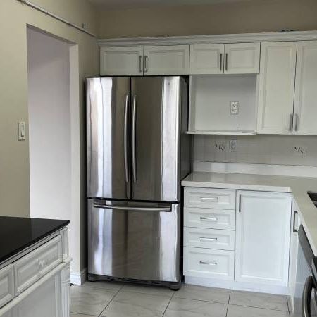 3 Br Condo for short term lease - Photo 4