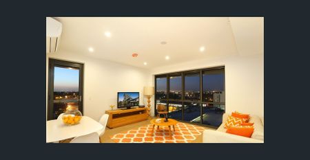 Perfectly Positioned in the Heart of Vibrant Moonee Ponds - Photo 2